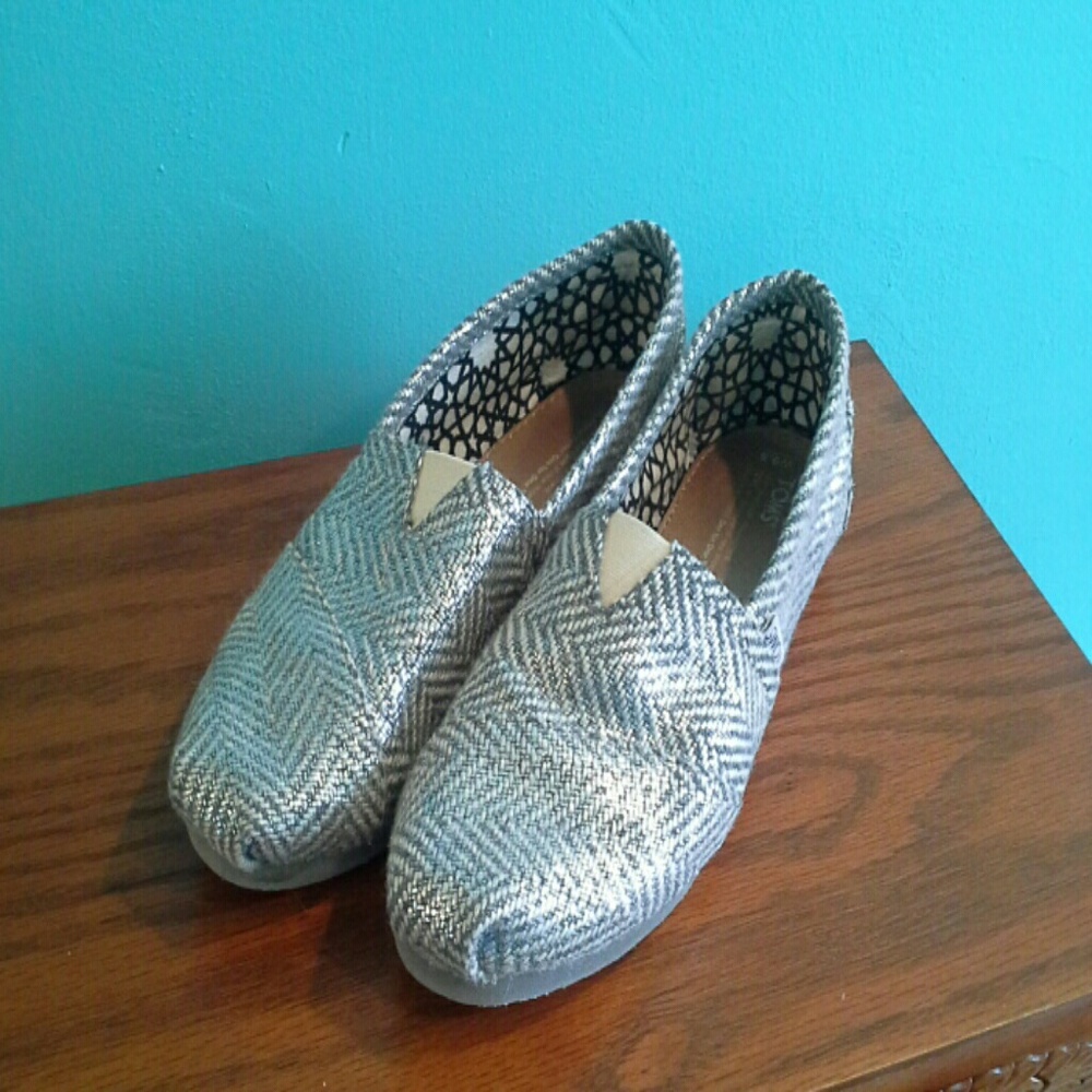 Adorable Toms!